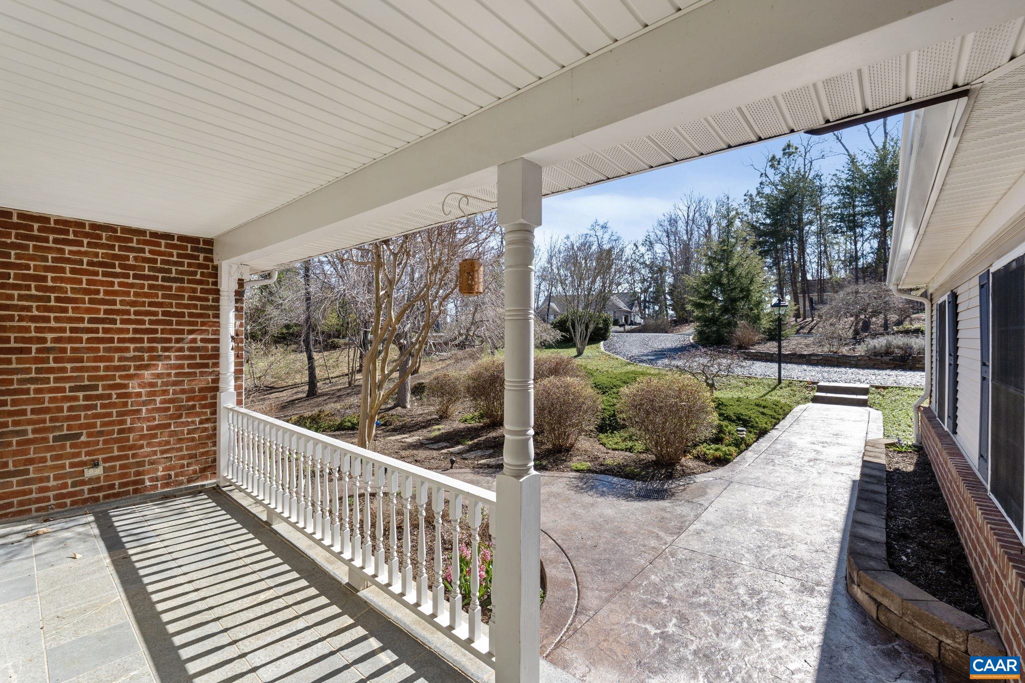 LAKE MONTICELLO - Residential