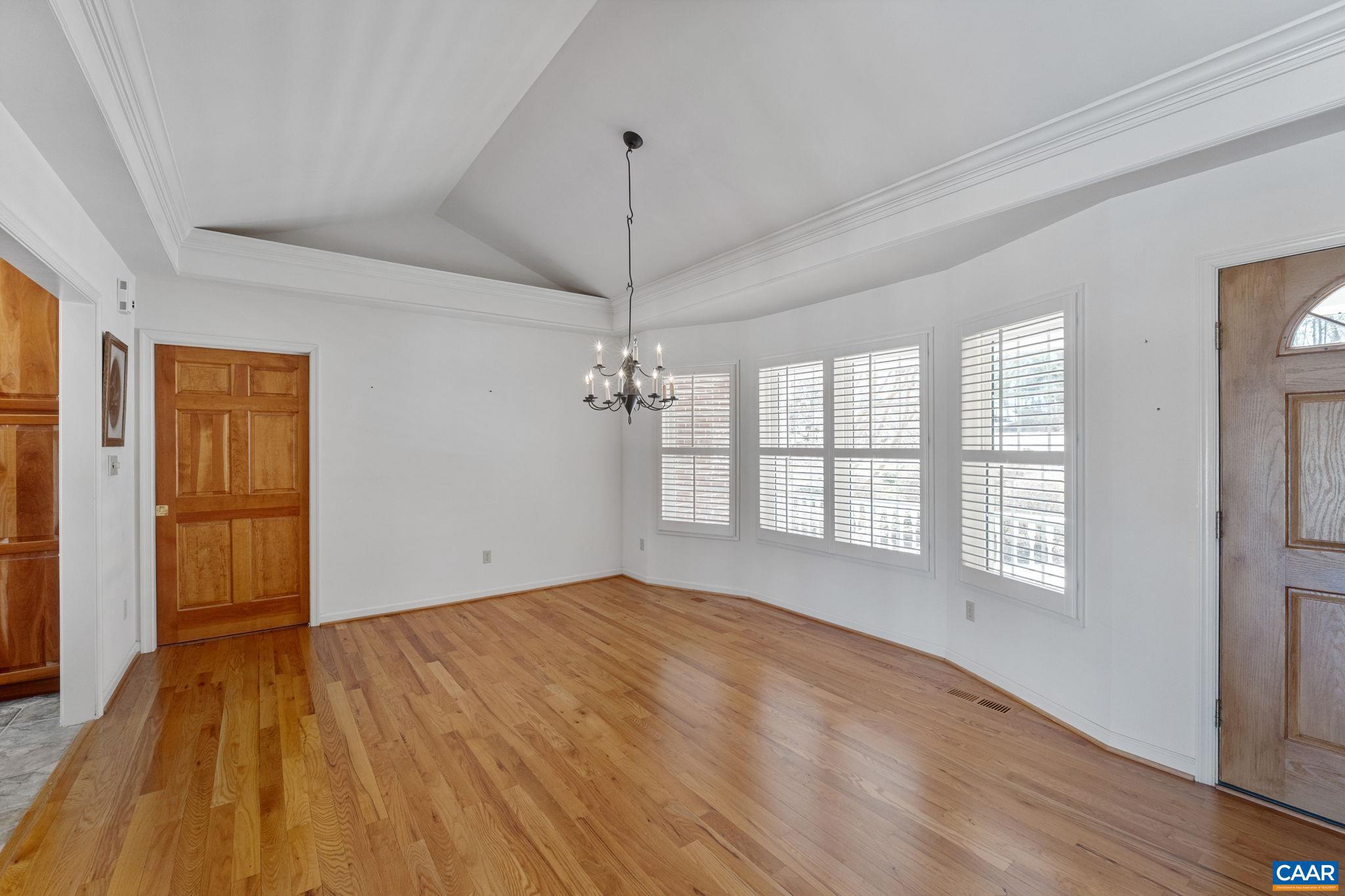 LAKE MONTICELLO - Residential