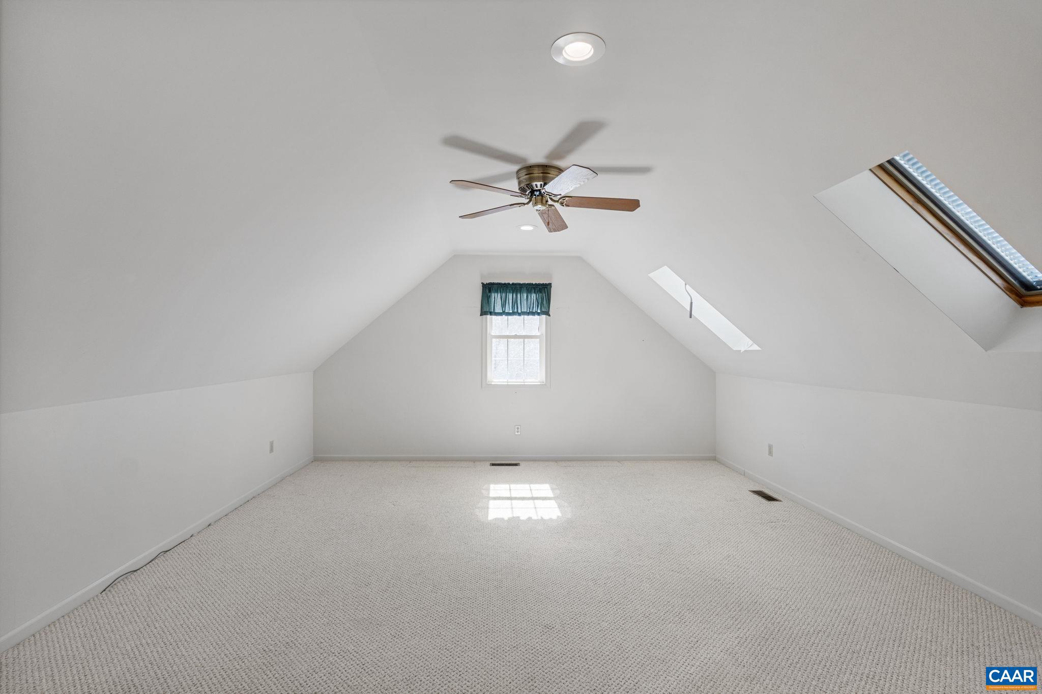 LAKE MONTICELLO - Residential