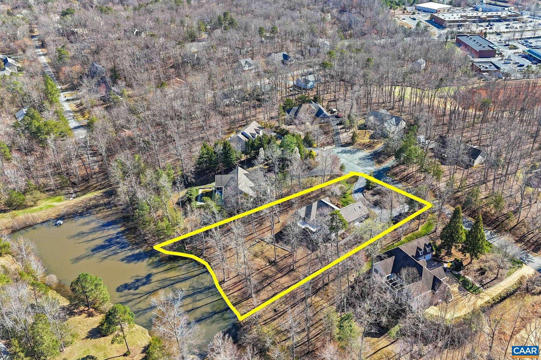 LAKE MONTICELLO - Residential