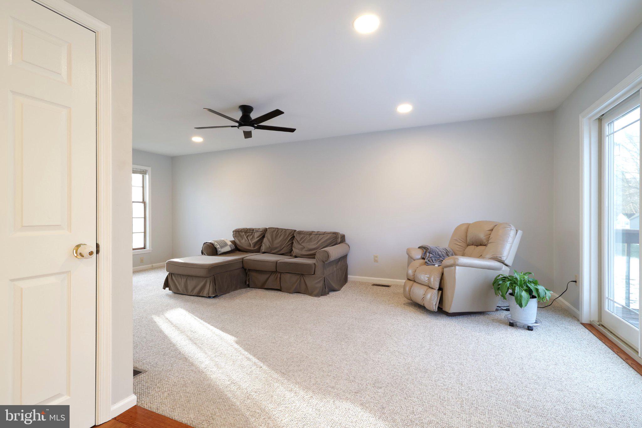 SPRINGFIELD - Residential