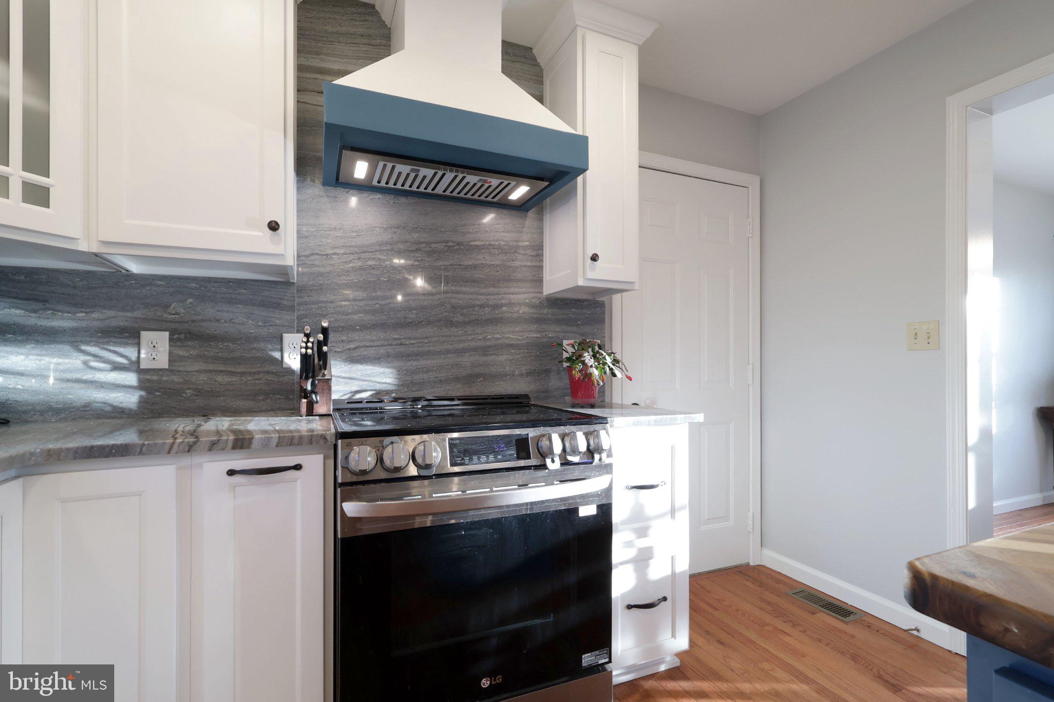 SPRINGFIELD - Residential