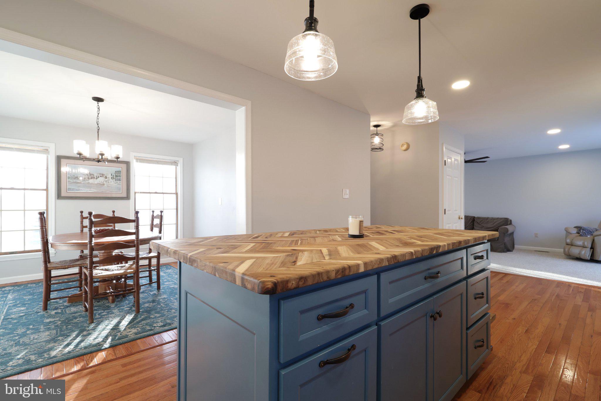 SPRINGFIELD - Residential