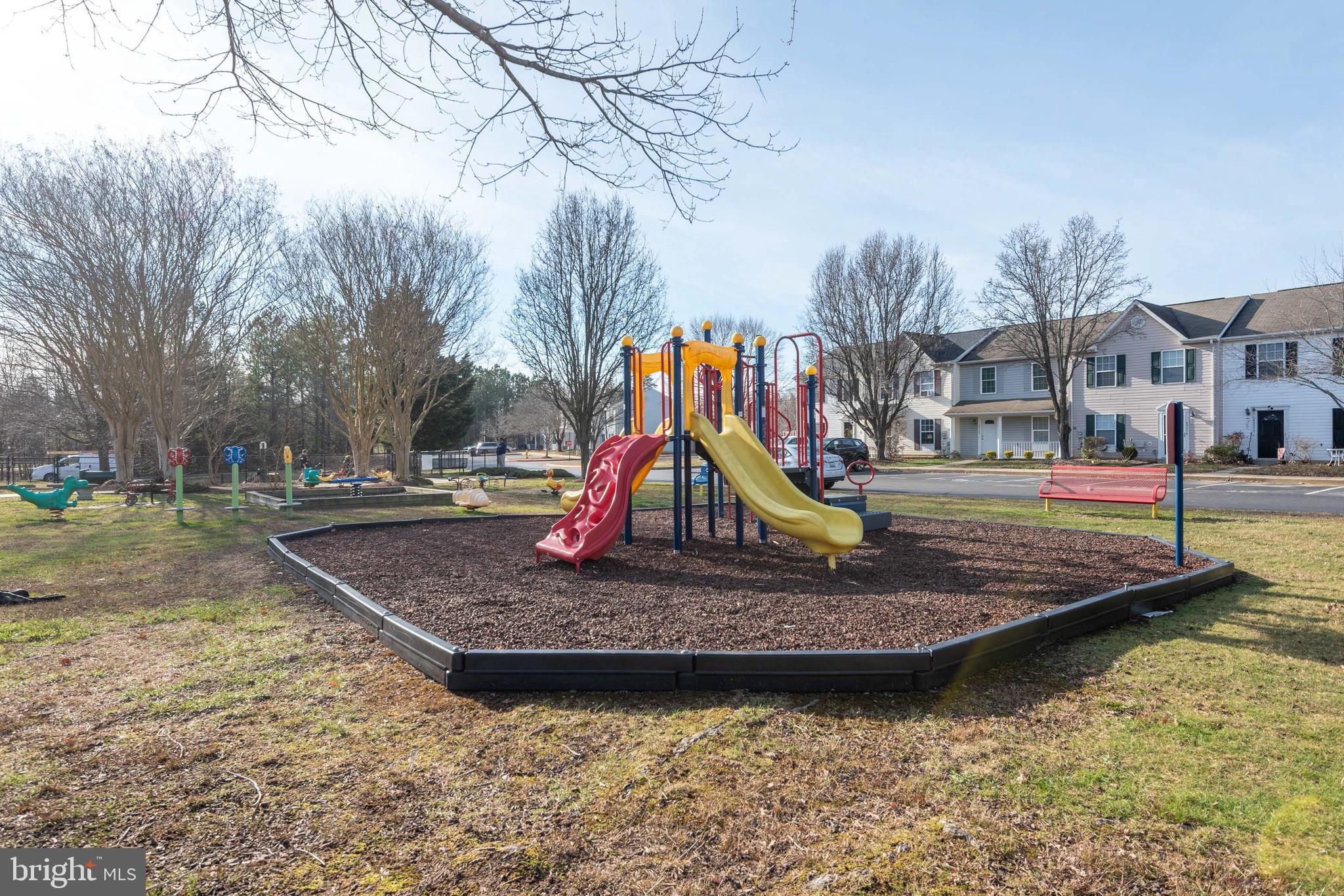 LAUREL GLEN - Residential