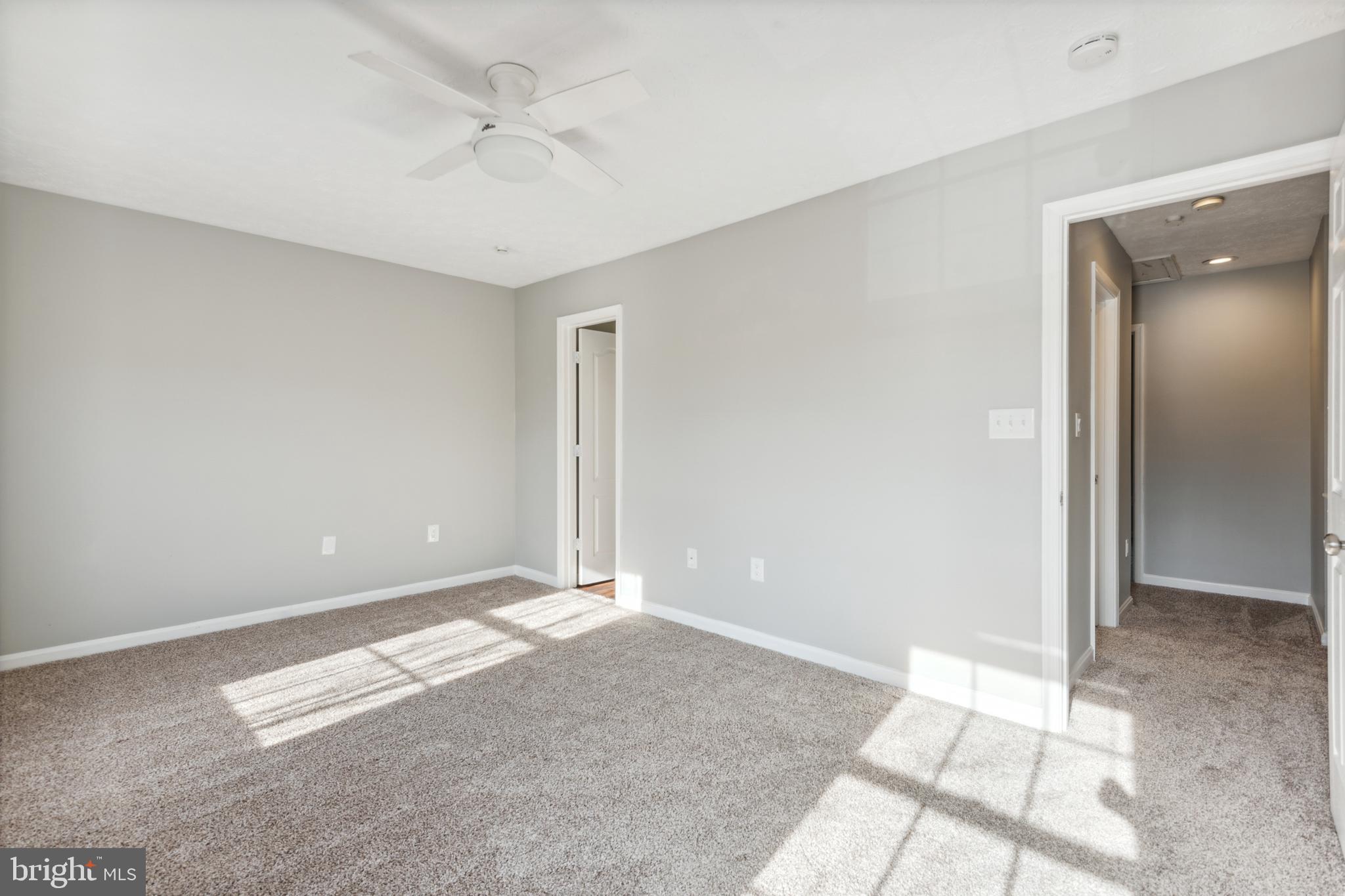 LAUREL GLEN - Residential