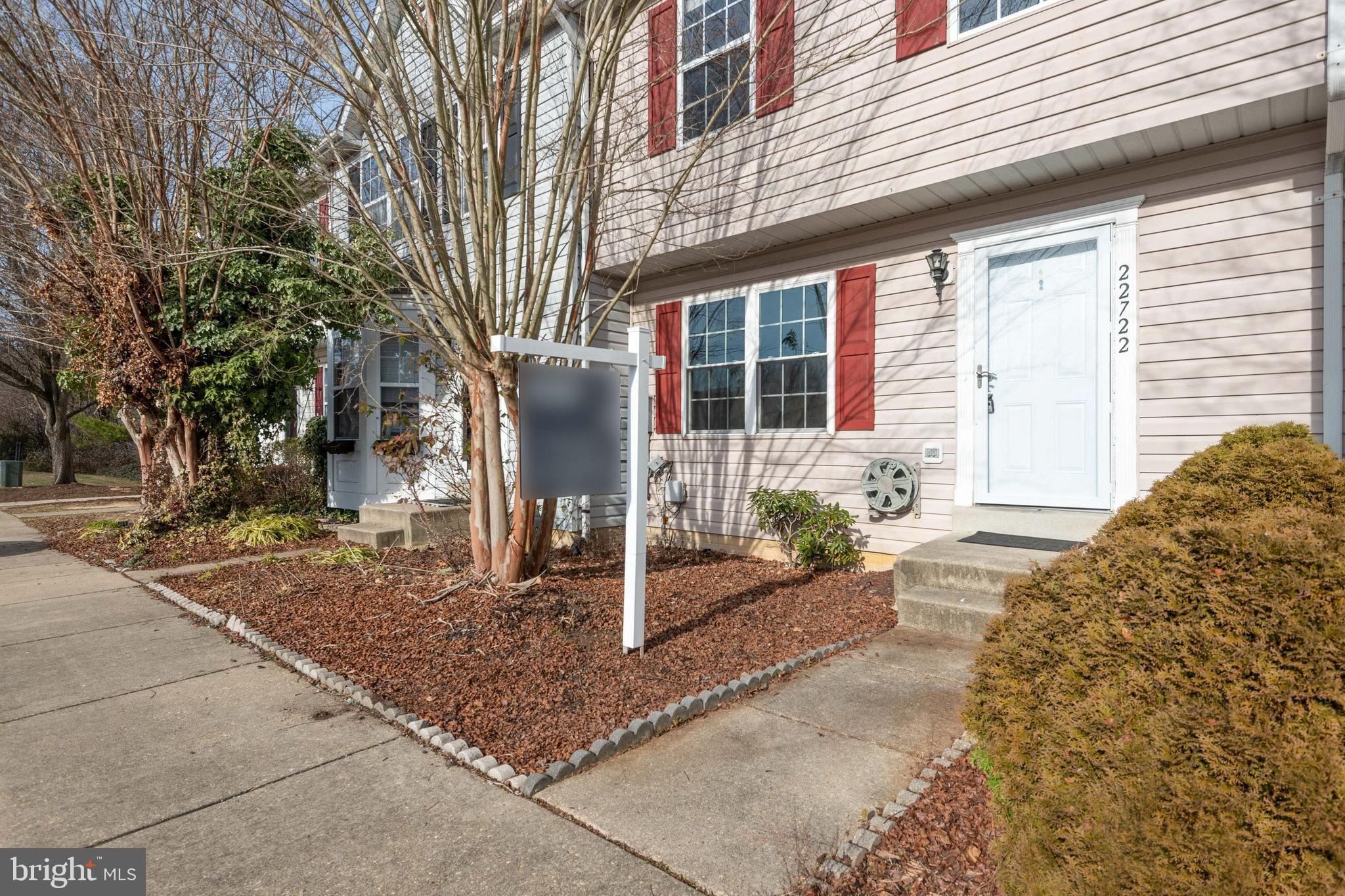 LAUREL GLEN - Residential