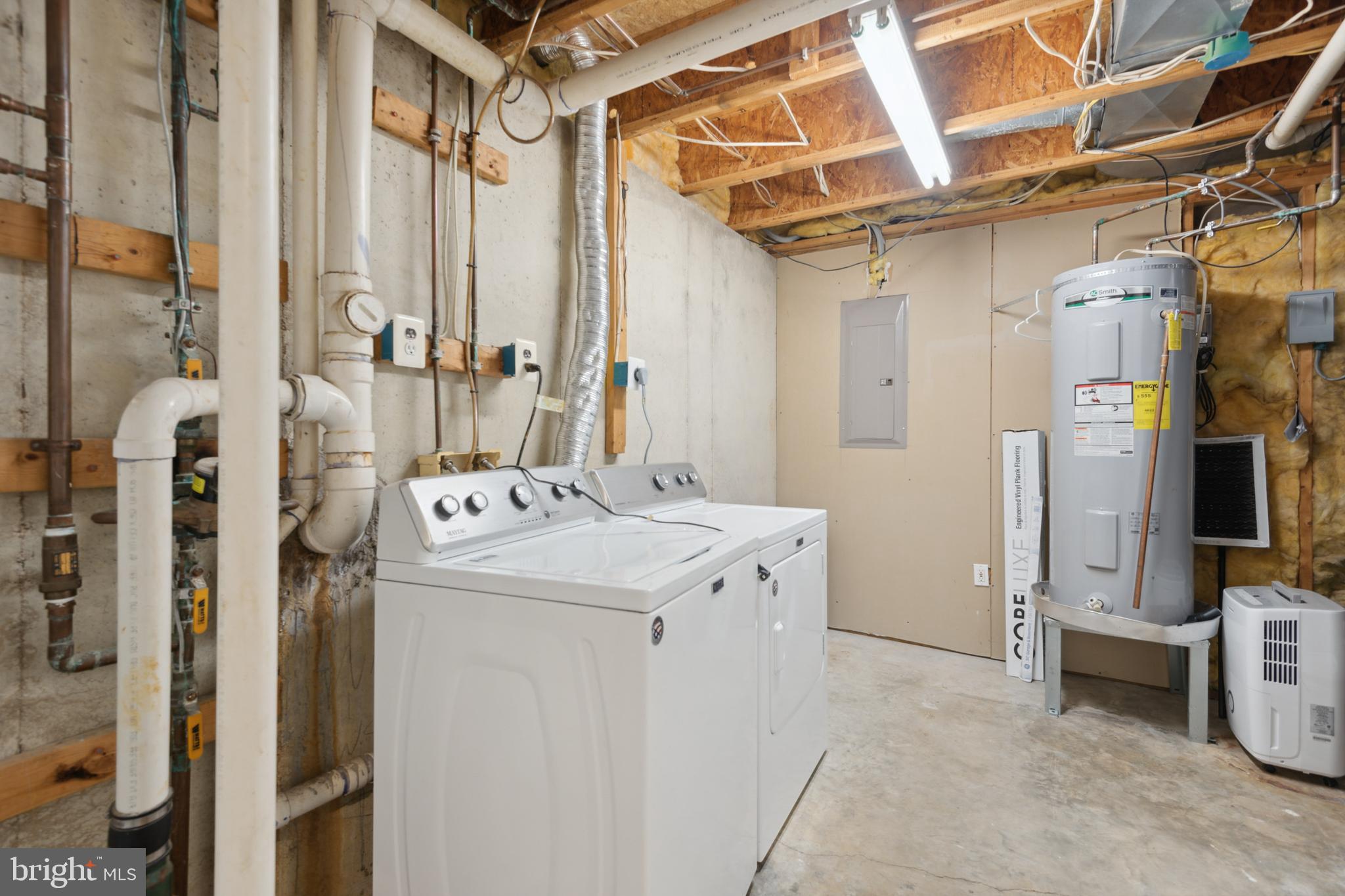 LAUREL GLEN - Residential