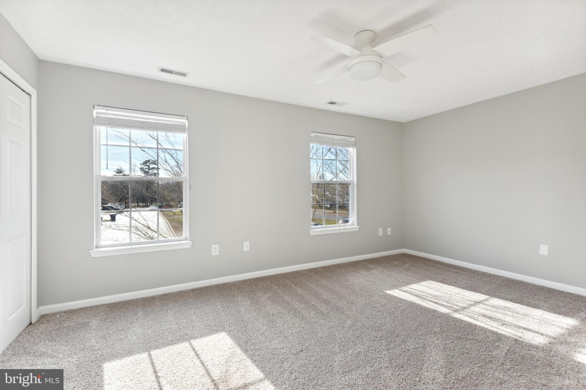 LAUREL GLEN - Residential