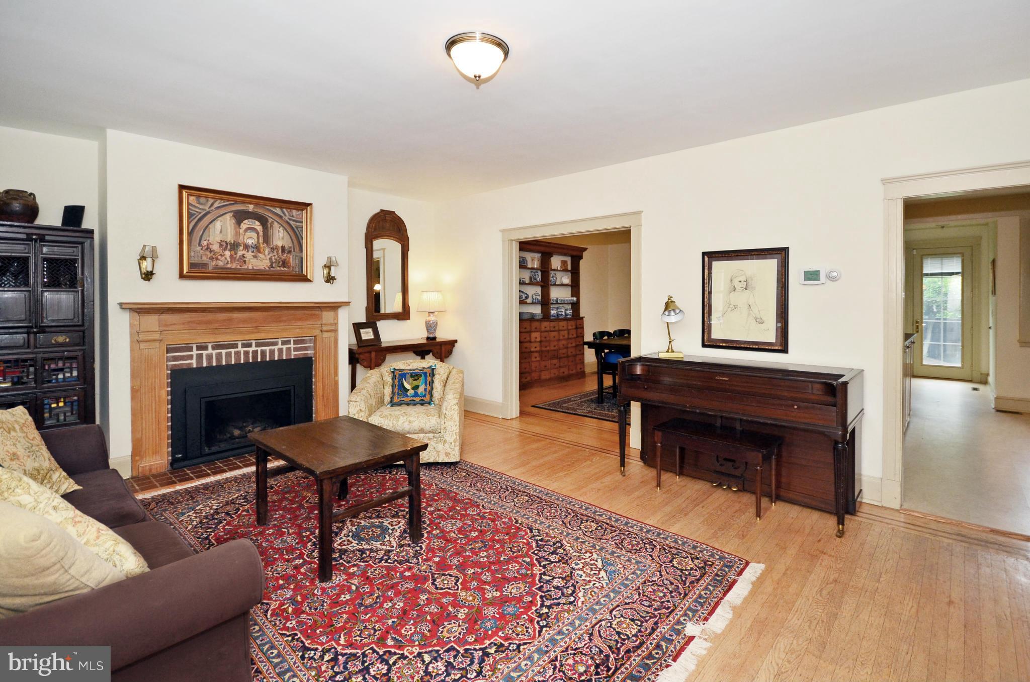 OAKENSHAWE - Residential