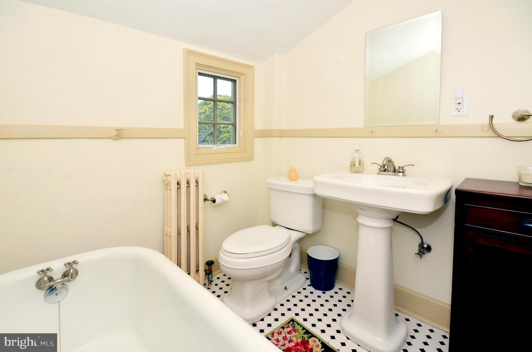 OAKENSHAWE - Residential