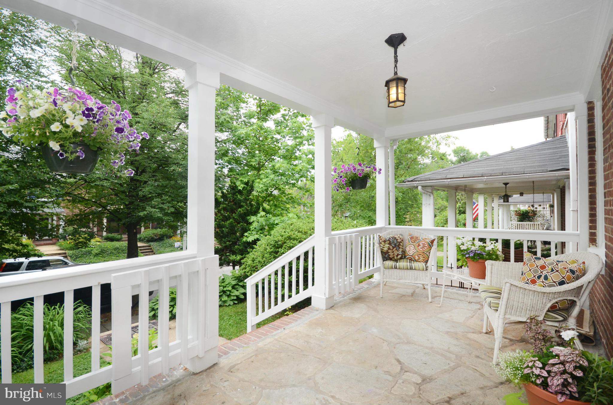 OAKENSHAWE - Residential