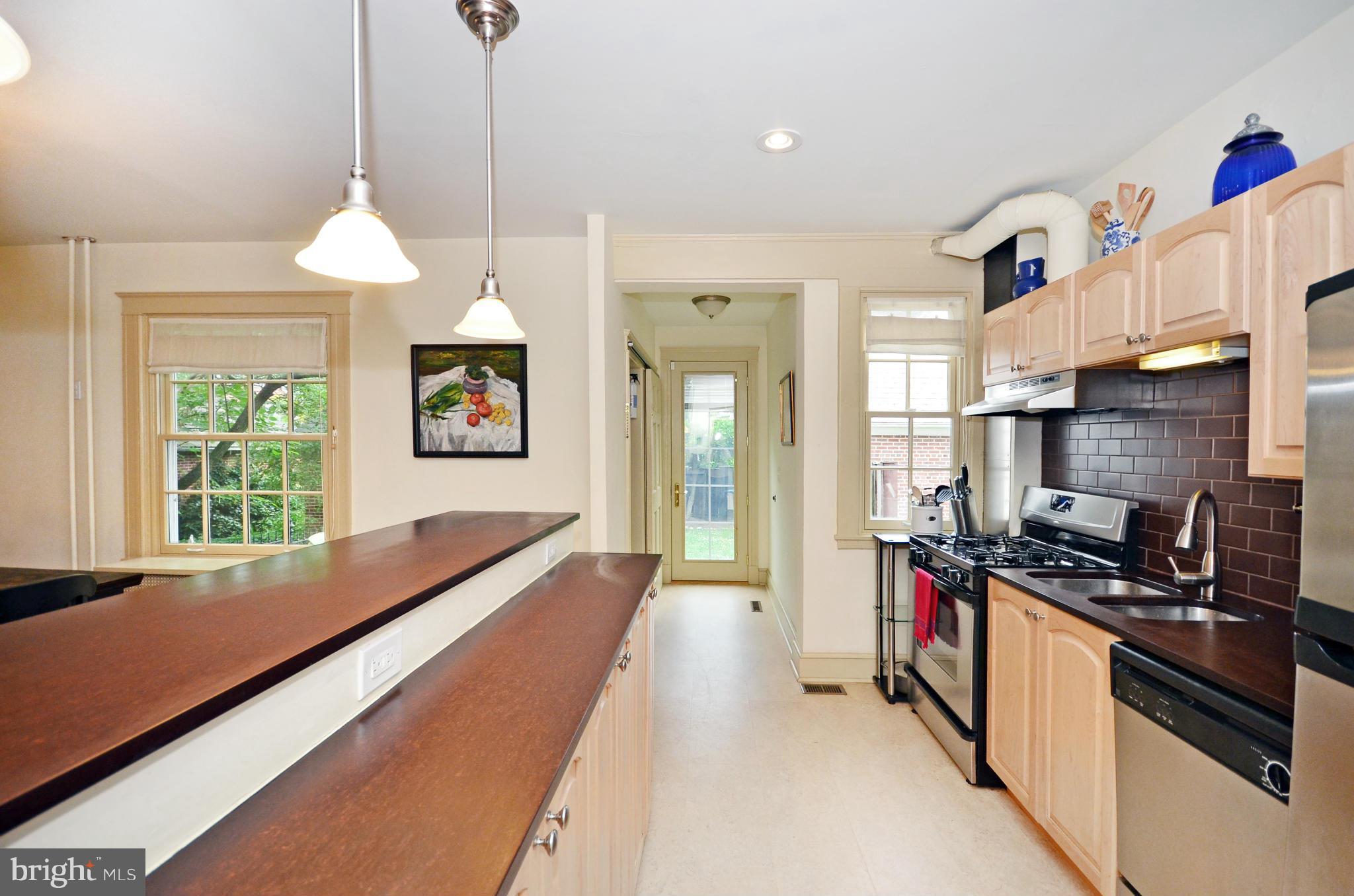 OAKENSHAWE - Residential