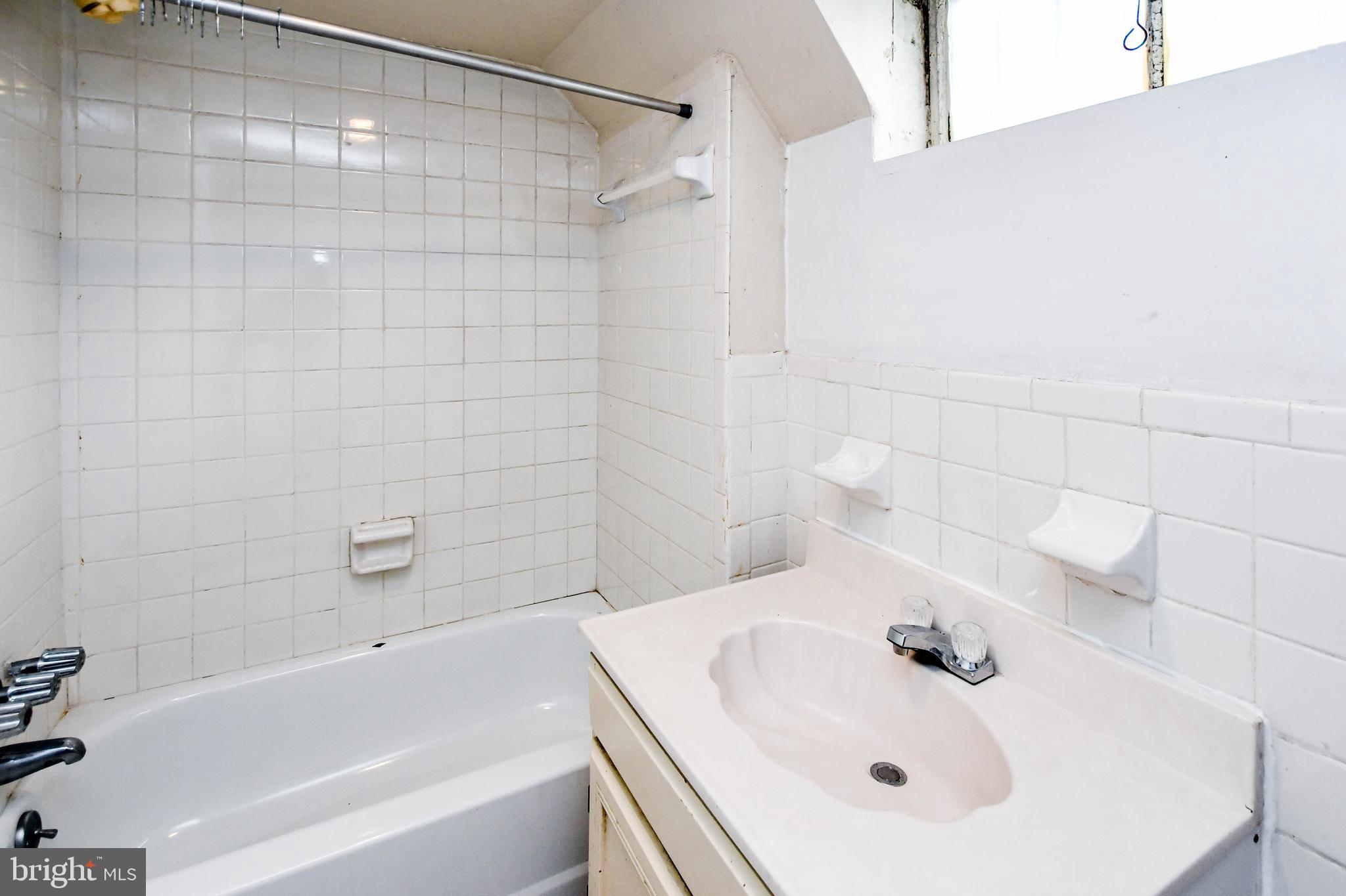 LANGLEY PARK - Residential