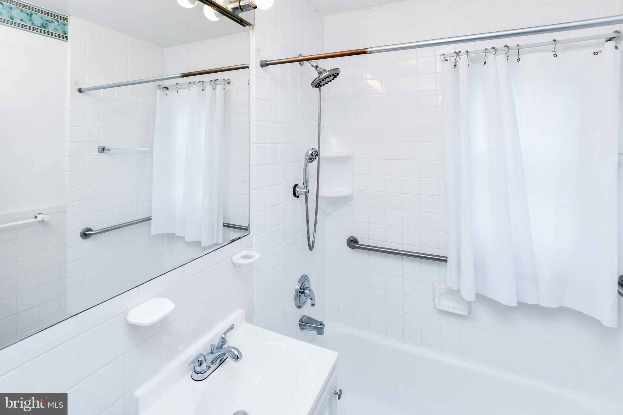 LANGLEY PARK - Residential