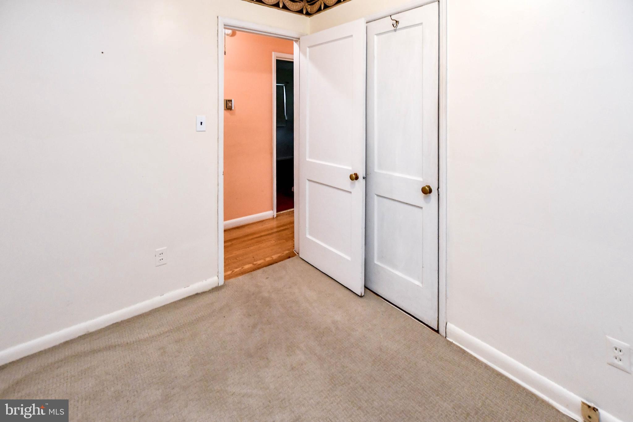 LANGLEY PARK - Residential