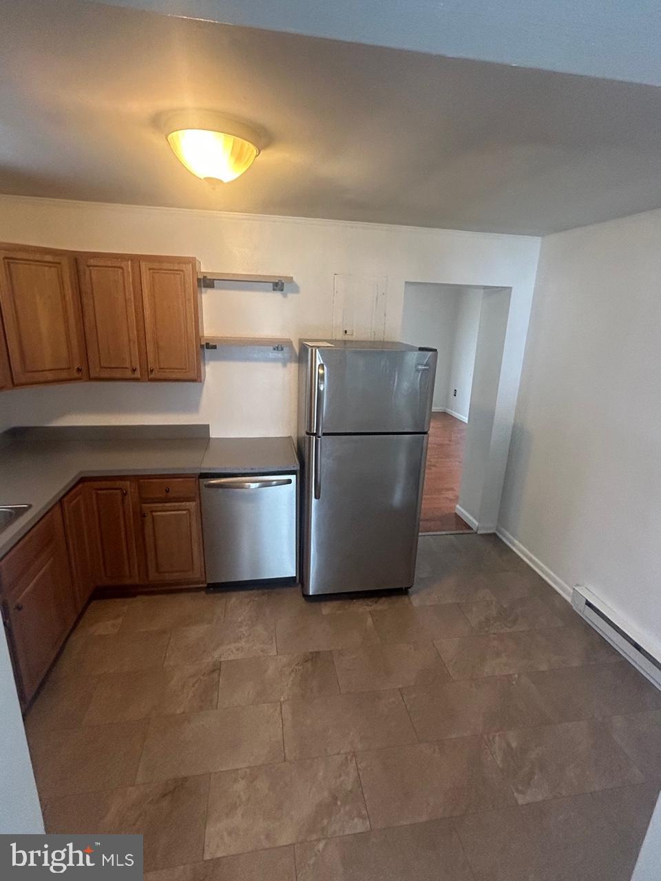 CARVEL BEACH - Residential Lease