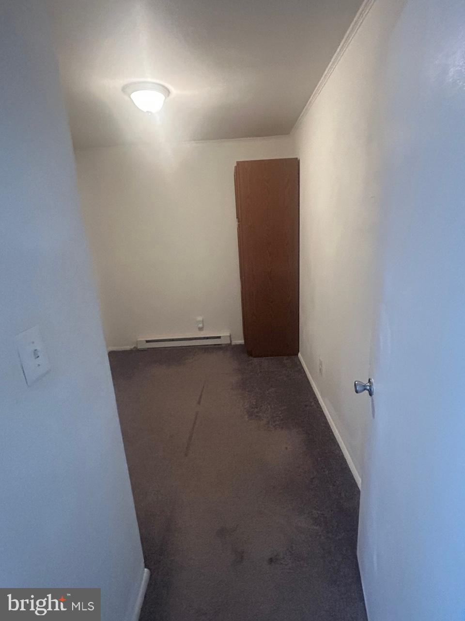 CARVEL BEACH - Residential Lease