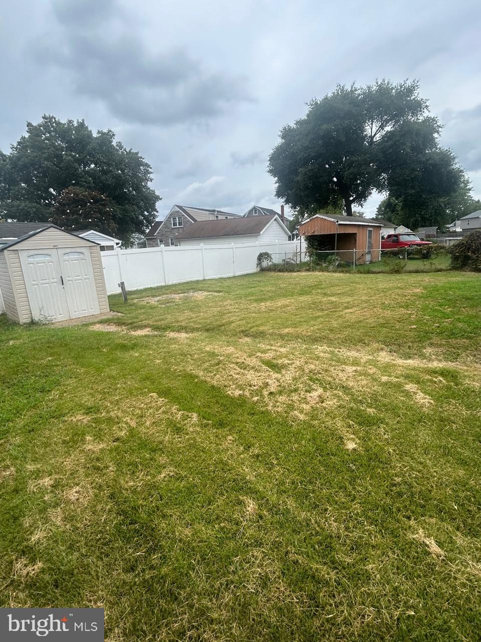 CARVEL BEACH - Residential Lease