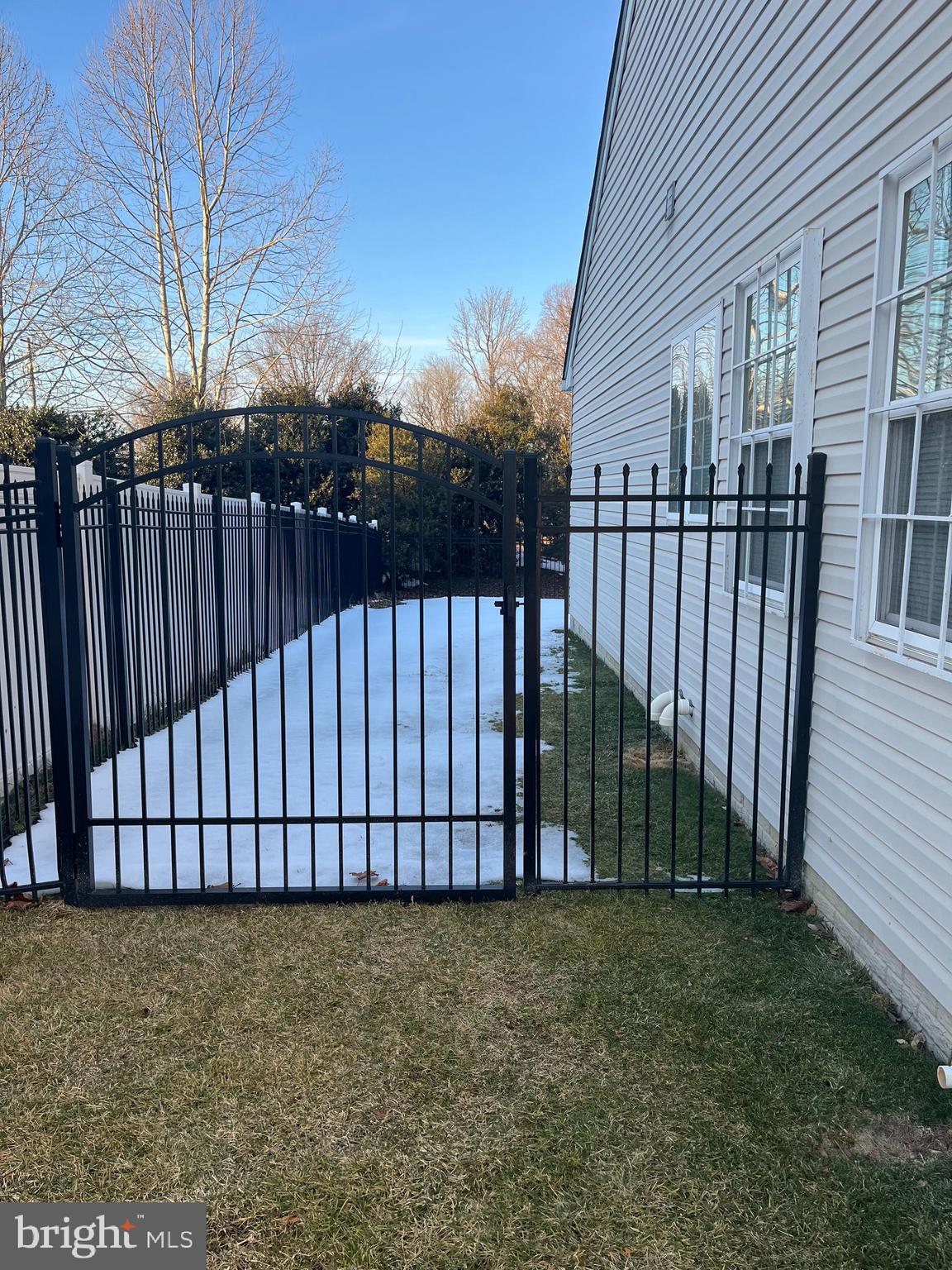 13506 PERRYWOOD COURT