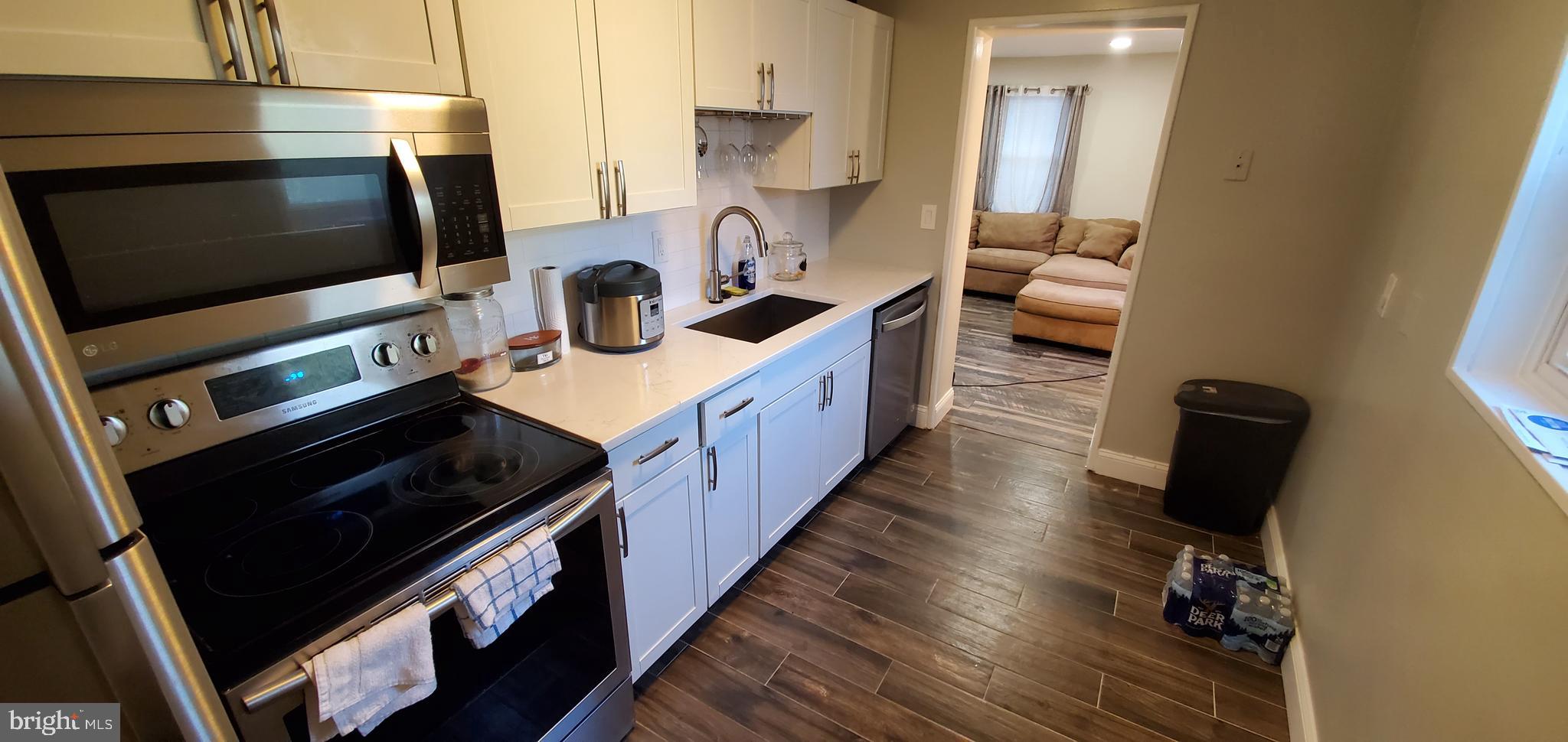 CARMODY HILLS - Residential