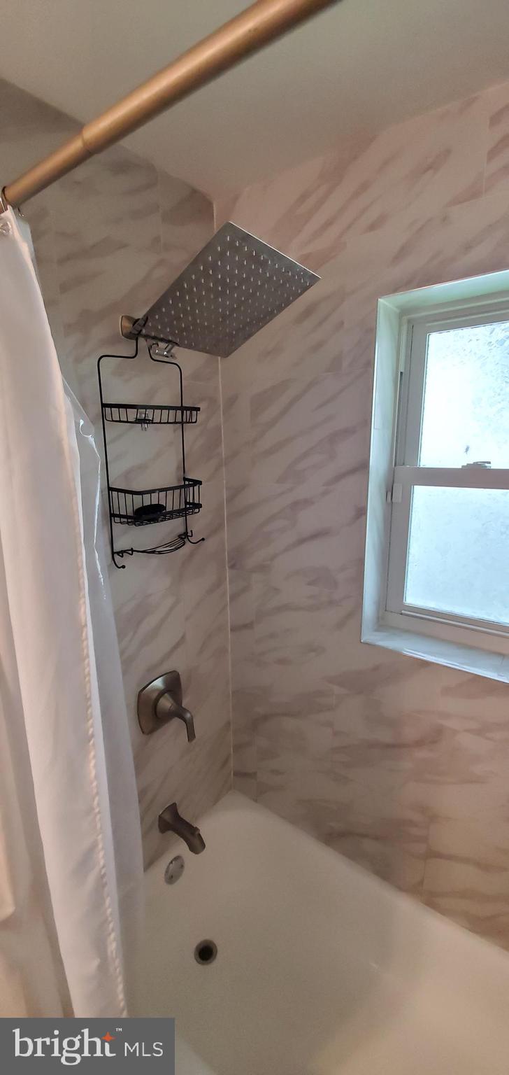 CARMODY HILLS - Residential