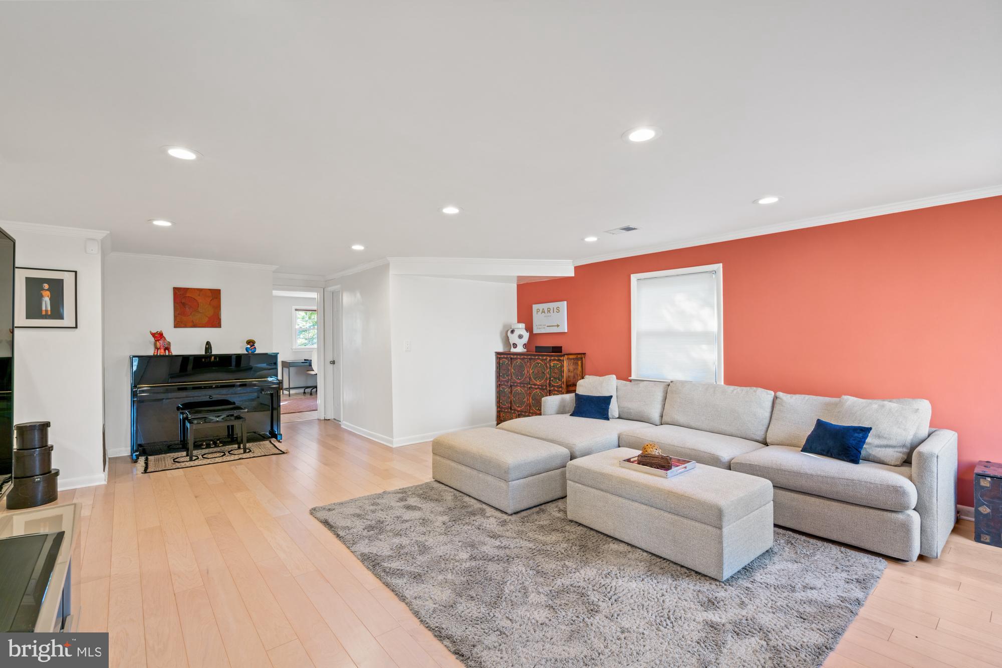 WOODHAVEN - Residential