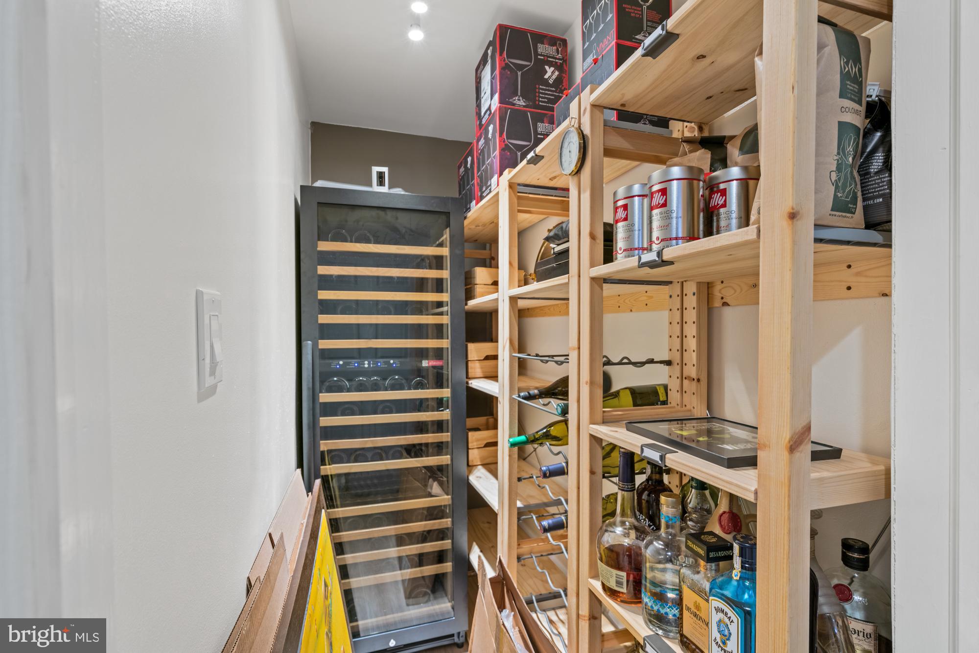 WOODHAVEN - Residential