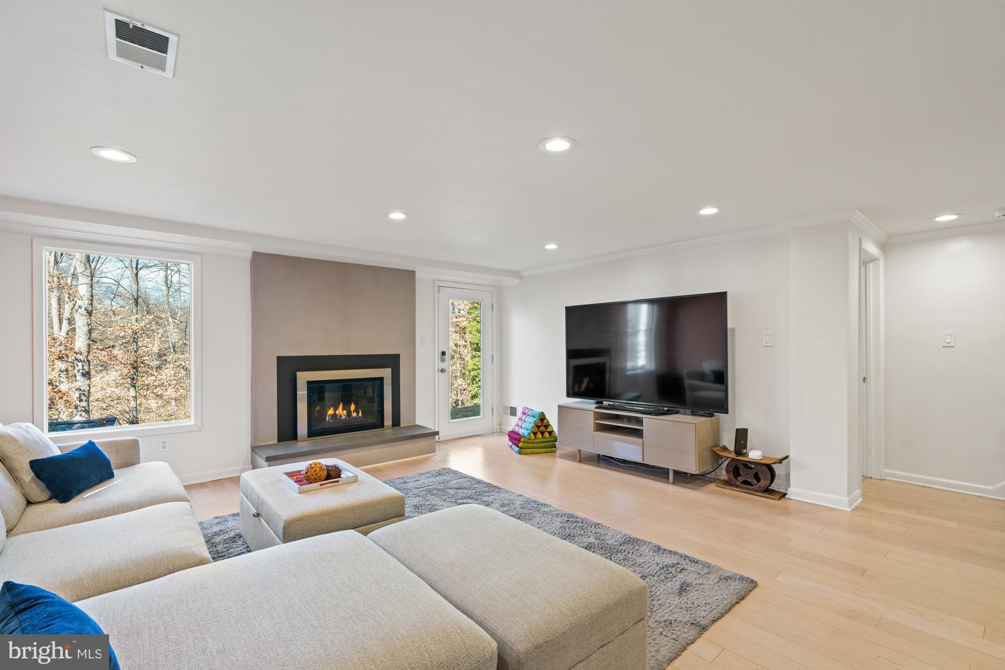 WOODHAVEN - Residential