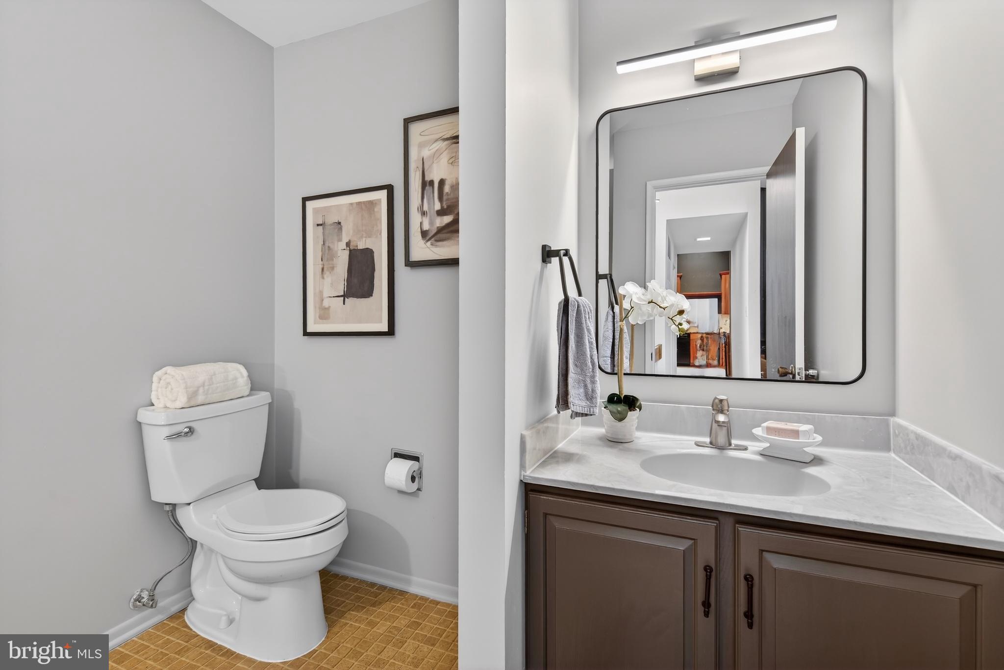 RESTON - Residential