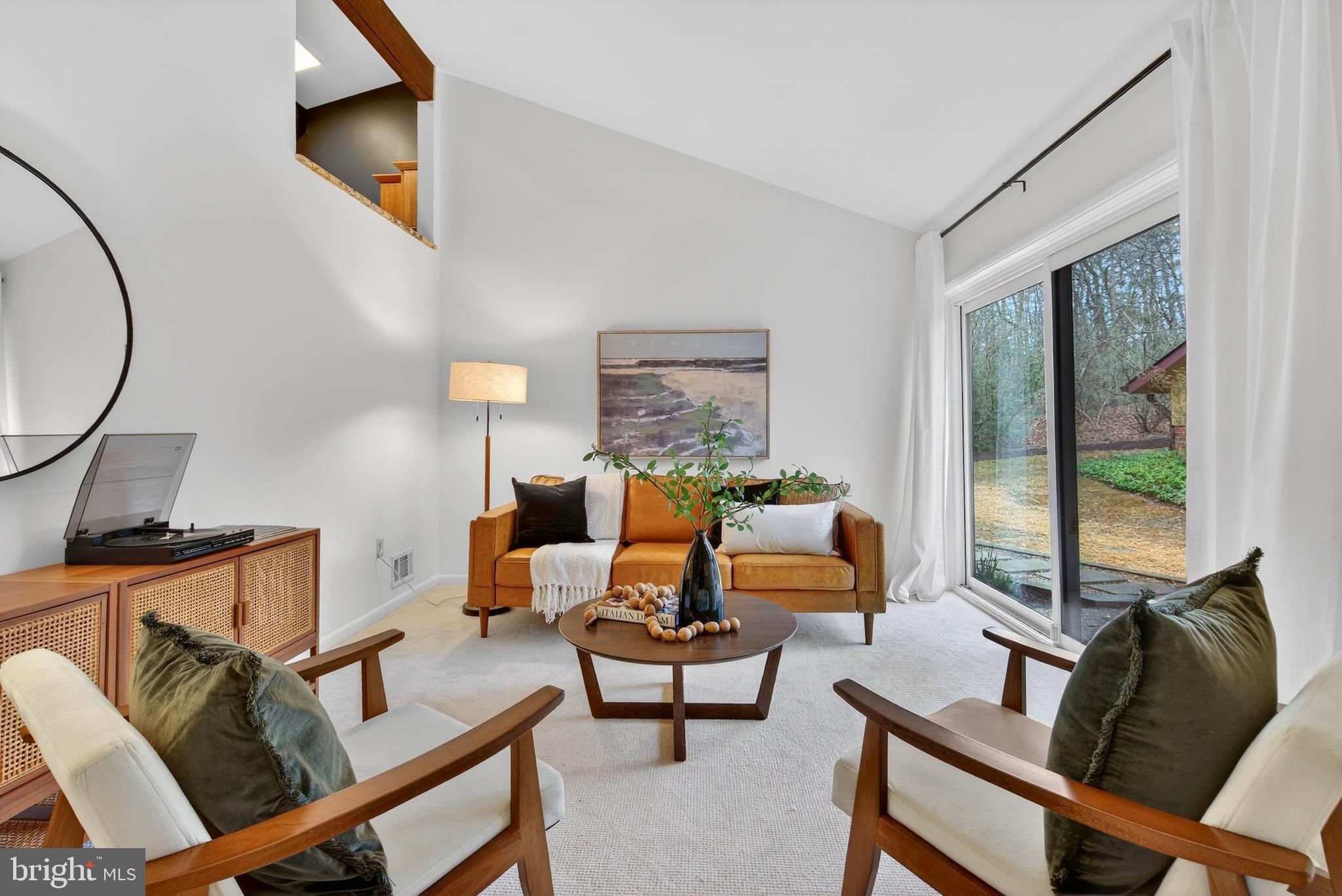 RESTON - Residential