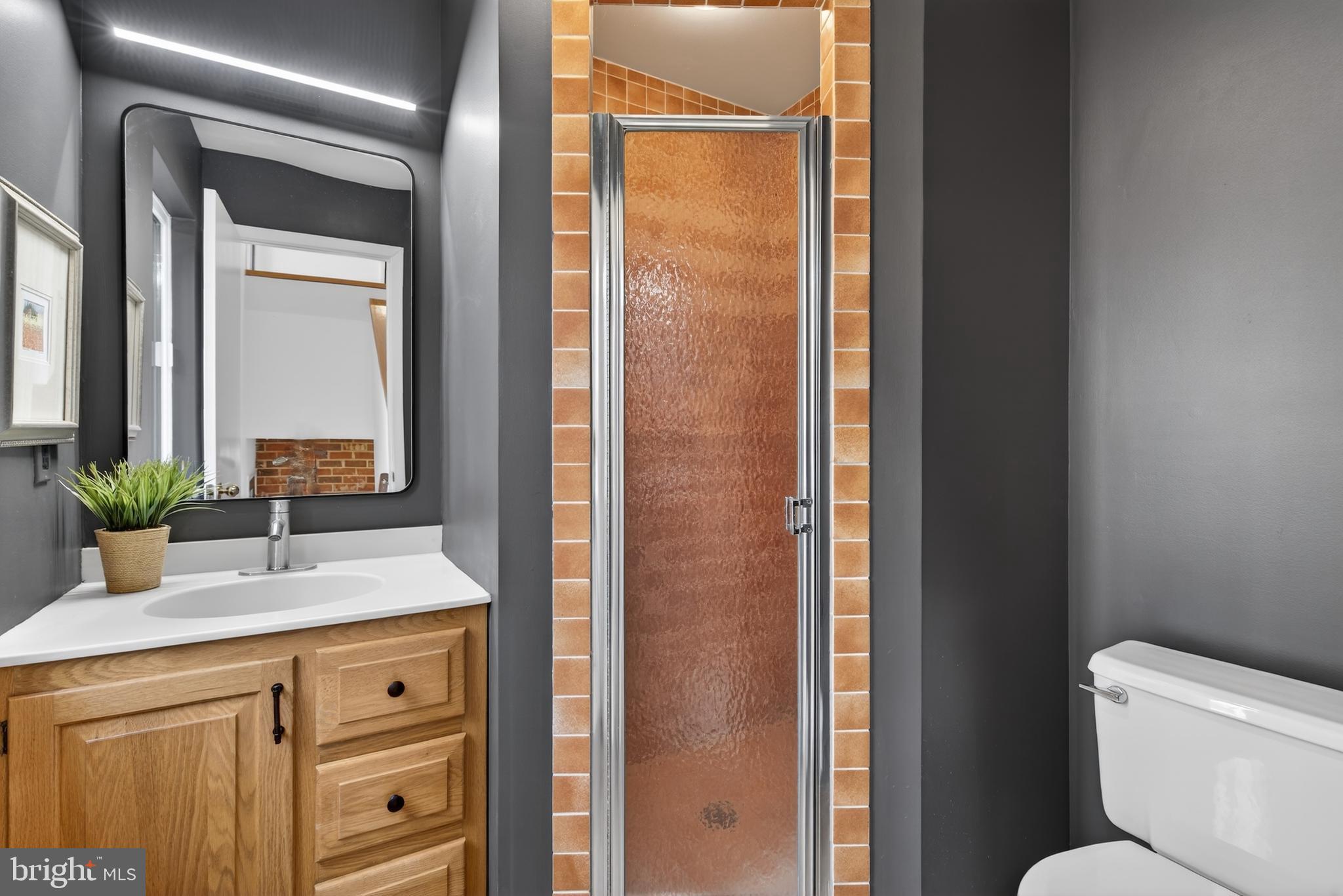 RESTON - Residential