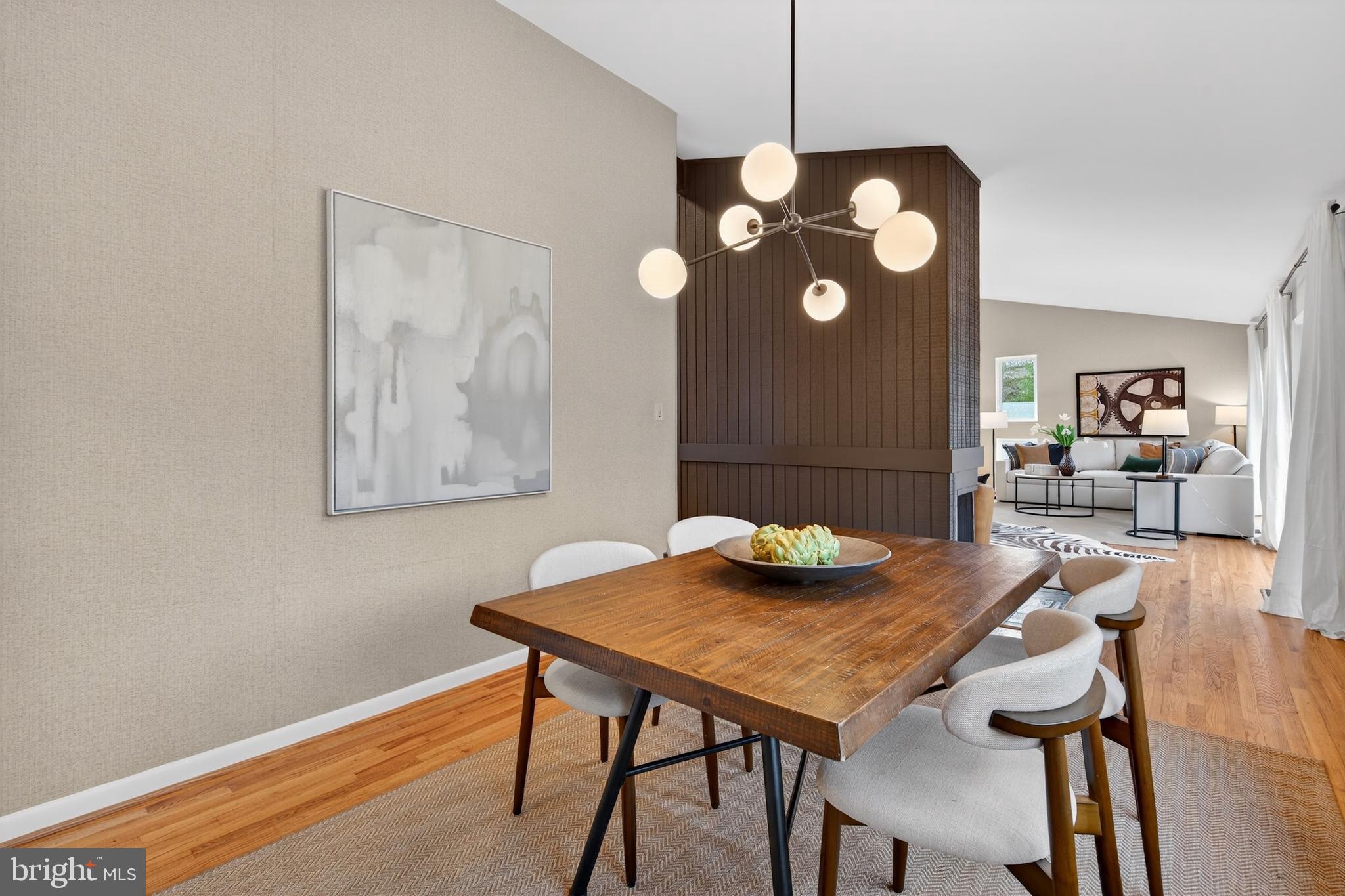 RESTON - Residential