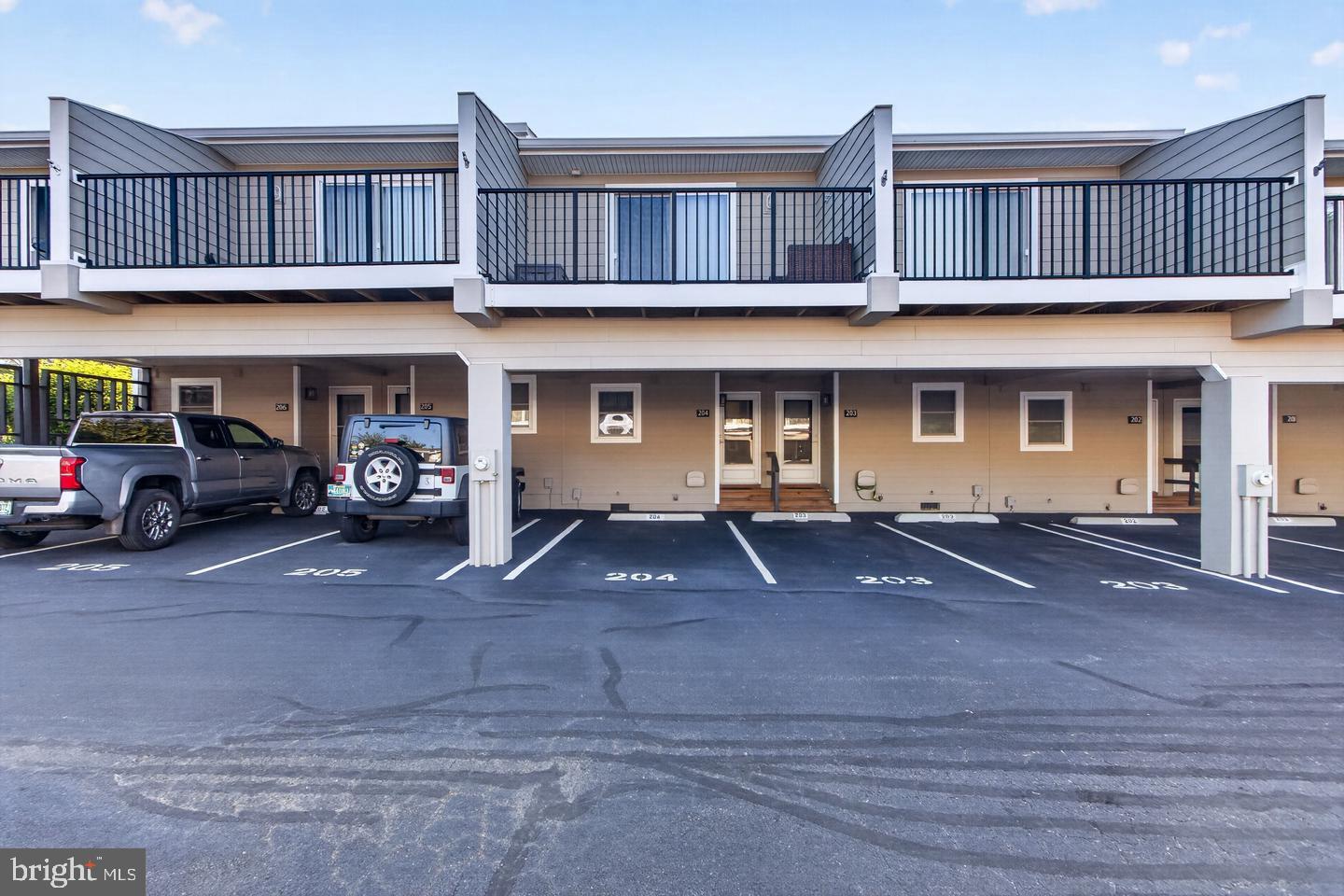 223 COUNTRY CLUB DRIVE 205