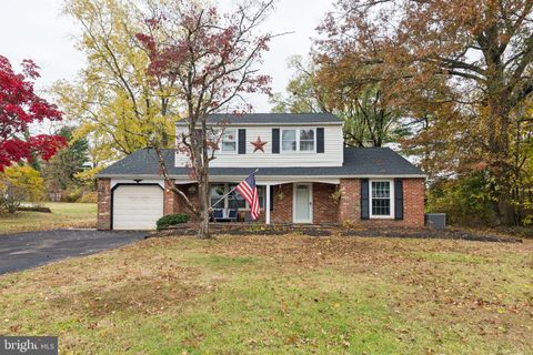 35 BUCKWALTER ROAD EAGLEVILLE PA 19403