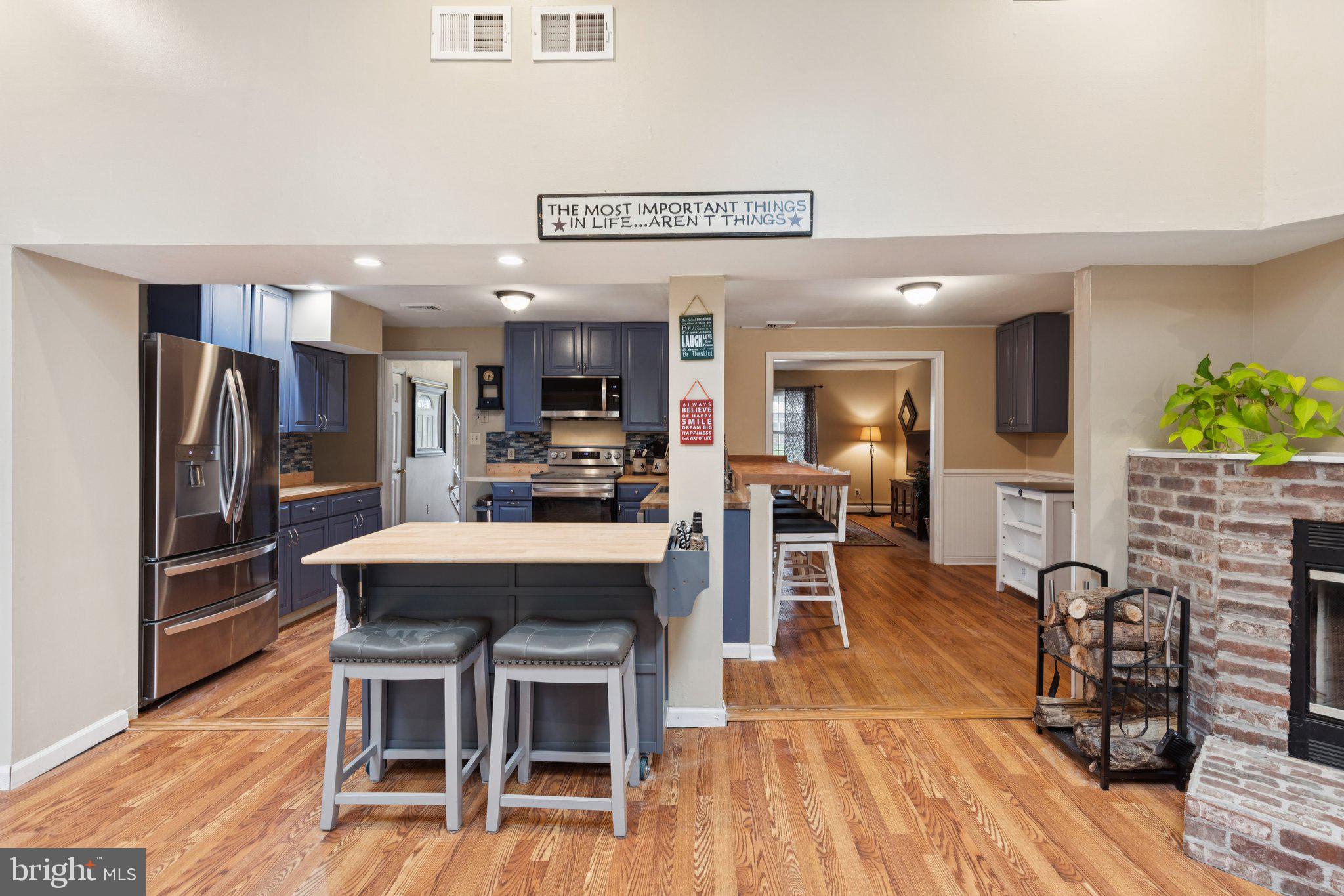 APPLE VALLEY - Residential