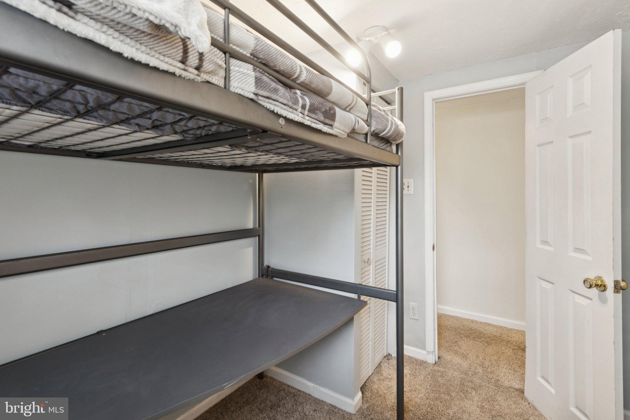 APPLE VALLEY - Residential