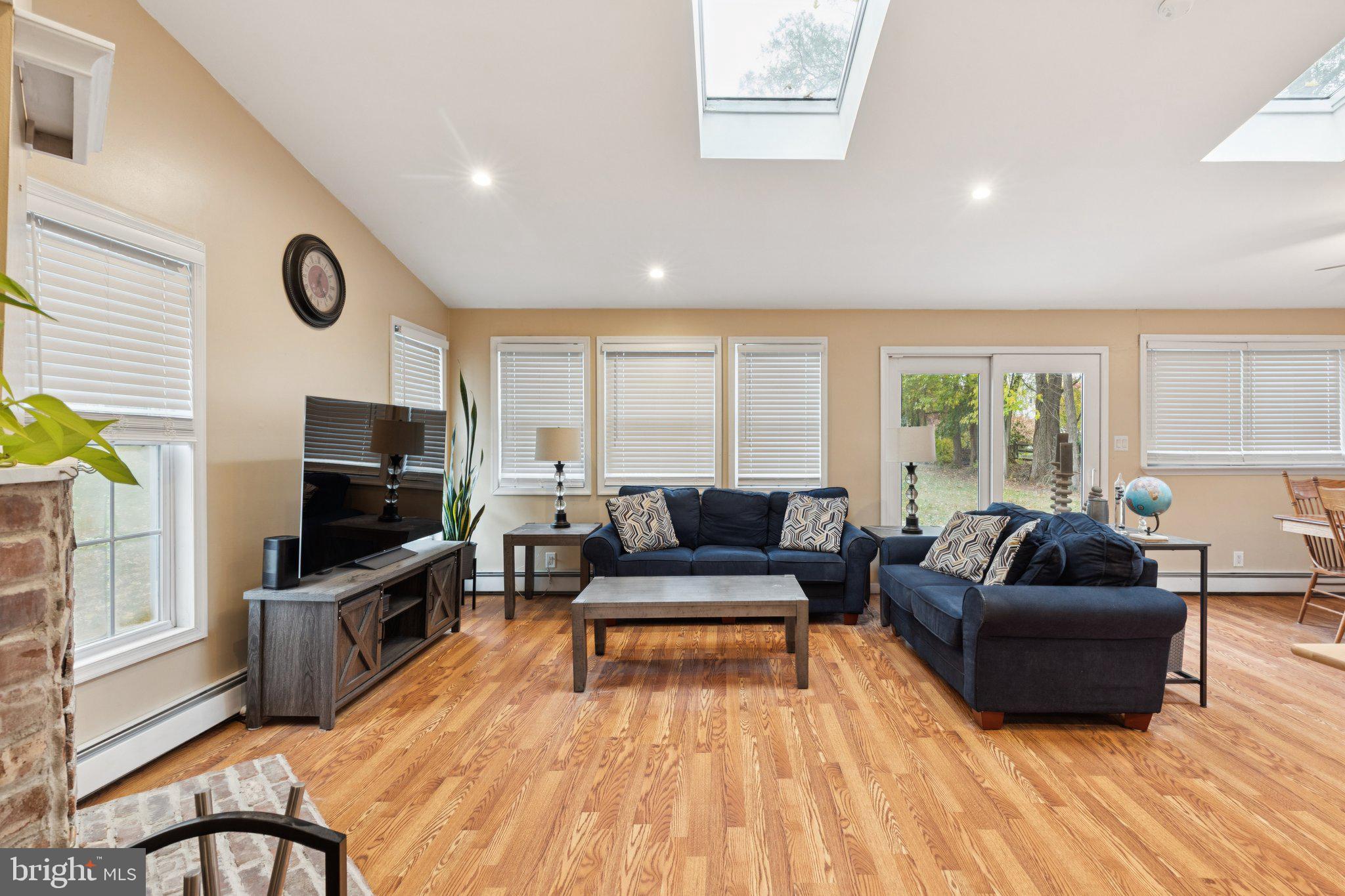 APPLE VALLEY - Residential