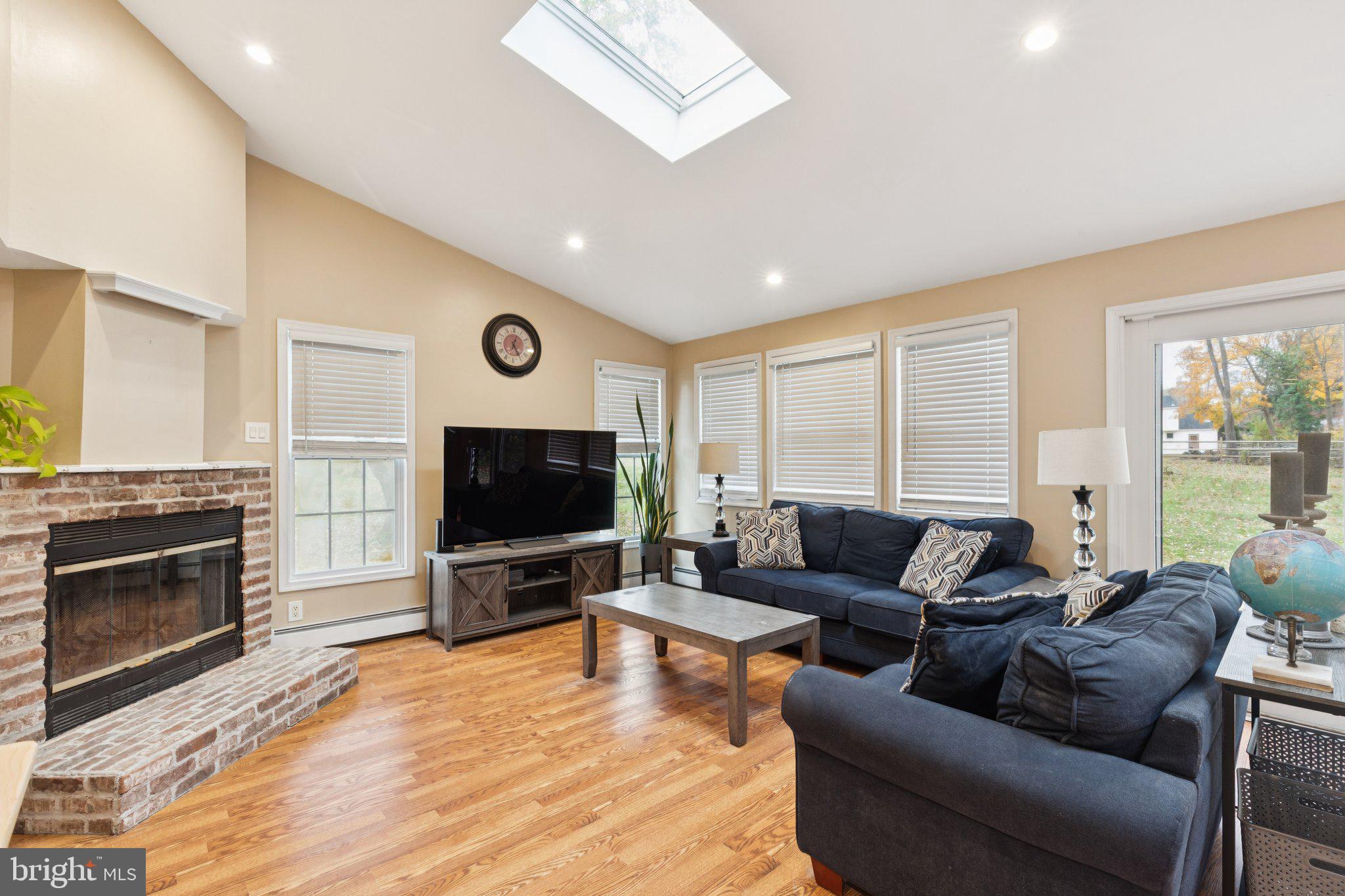 APPLE VALLEY - Residential