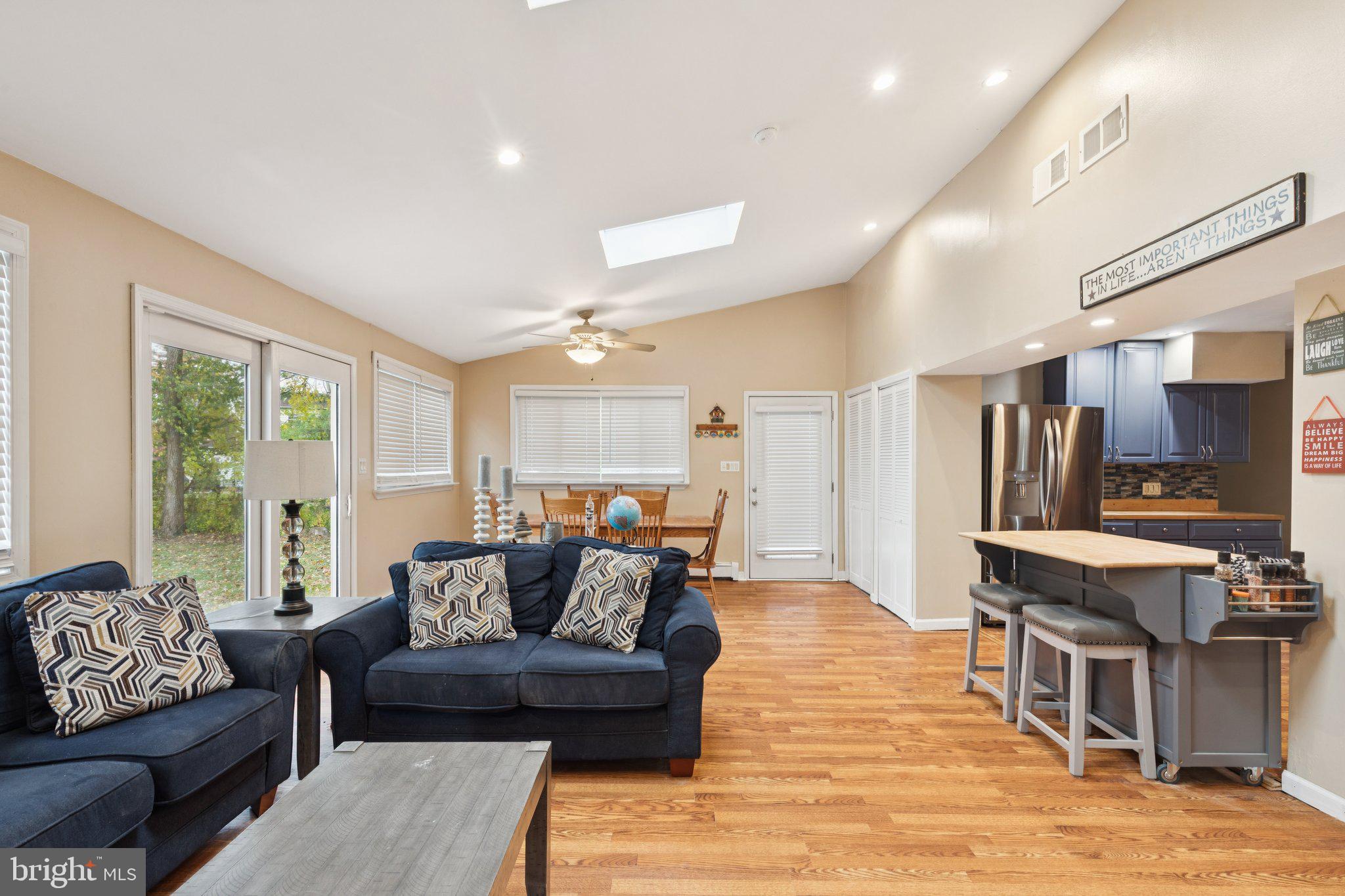 APPLE VALLEY - Residential