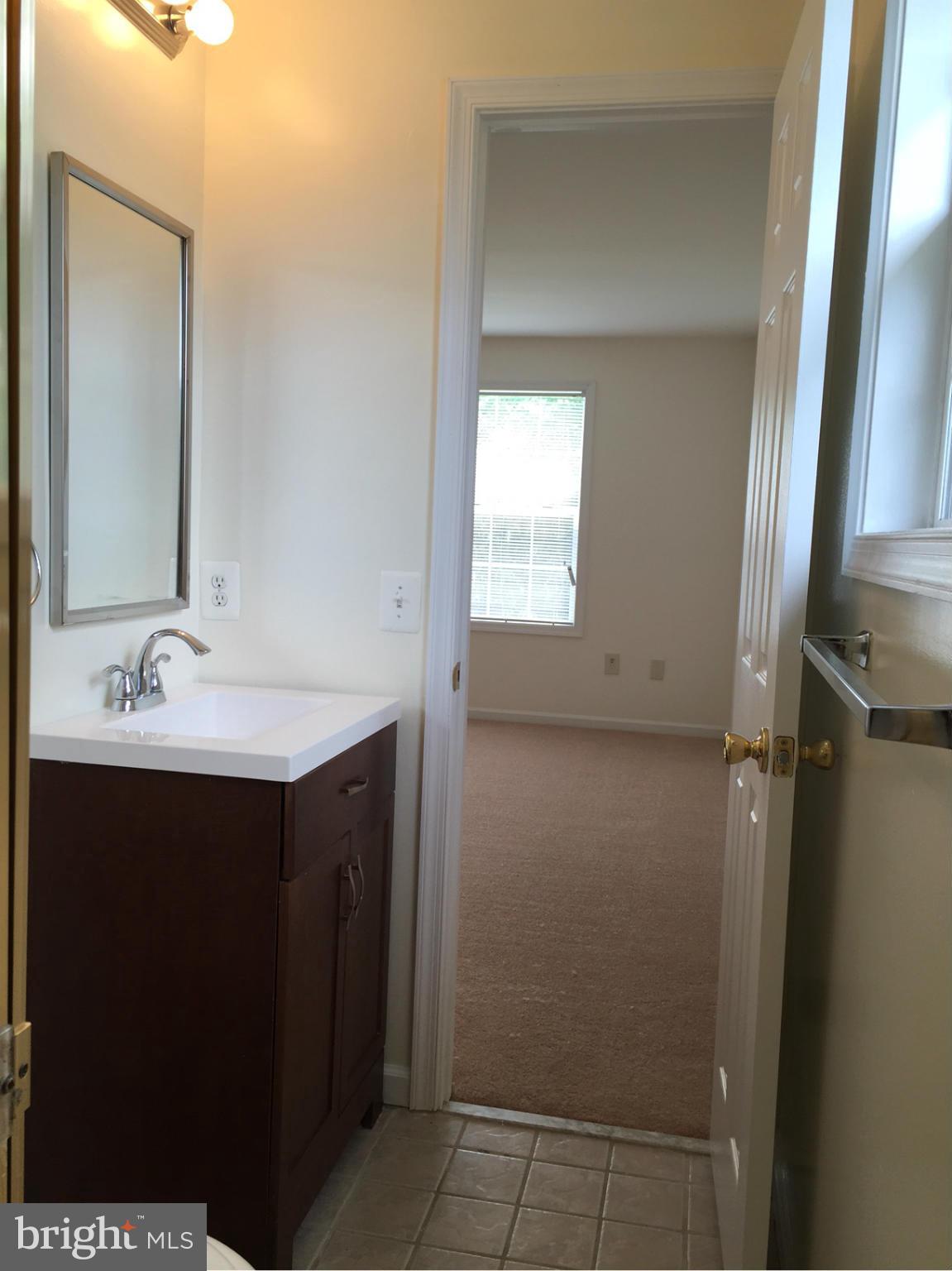 HOLLYWOOD ON THE HILL - Residential