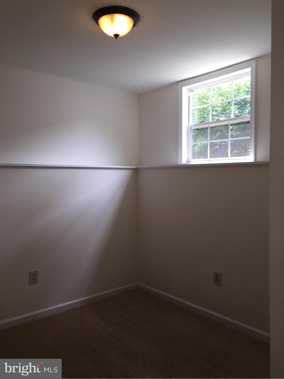 HOLLYWOOD ON THE HILL - Residential