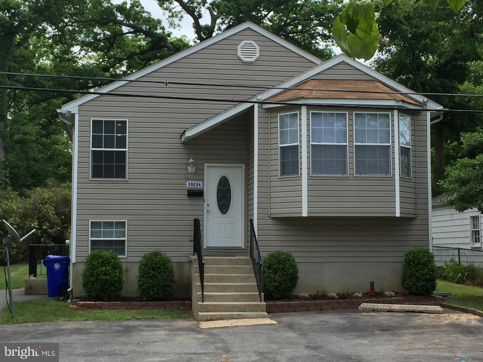 HOLLYWOOD ON THE HILL - Residential