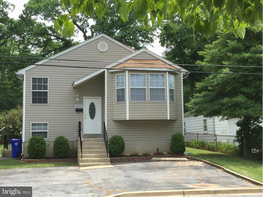 No more showing! This gorgeous 6 BR 3BATHS split foyer is ready for occupancy w/fresh paint, gourmet kitchen with new high efficiency appliances, new HAVC, water heater, new carpet,Lightings, Fixtures and more. 3 beds and 2 full bath upper level and 3 beds and another bath on LL. Beautiful  hardwood floor on ML. Closed to UMD , metro and shopping.Great for 1st home or rental!