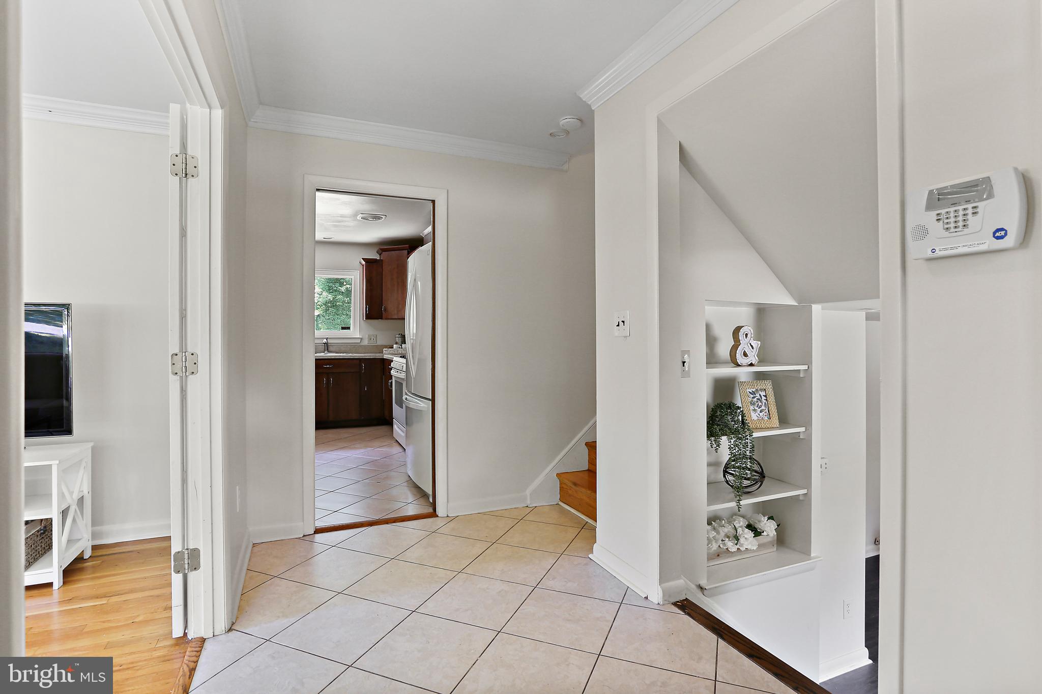 SHERWOOD FOREST MANOR - Residential