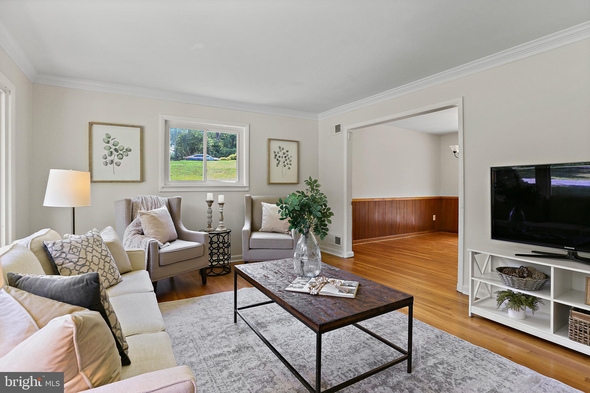 SHERWOOD FOREST MANOR - Residential