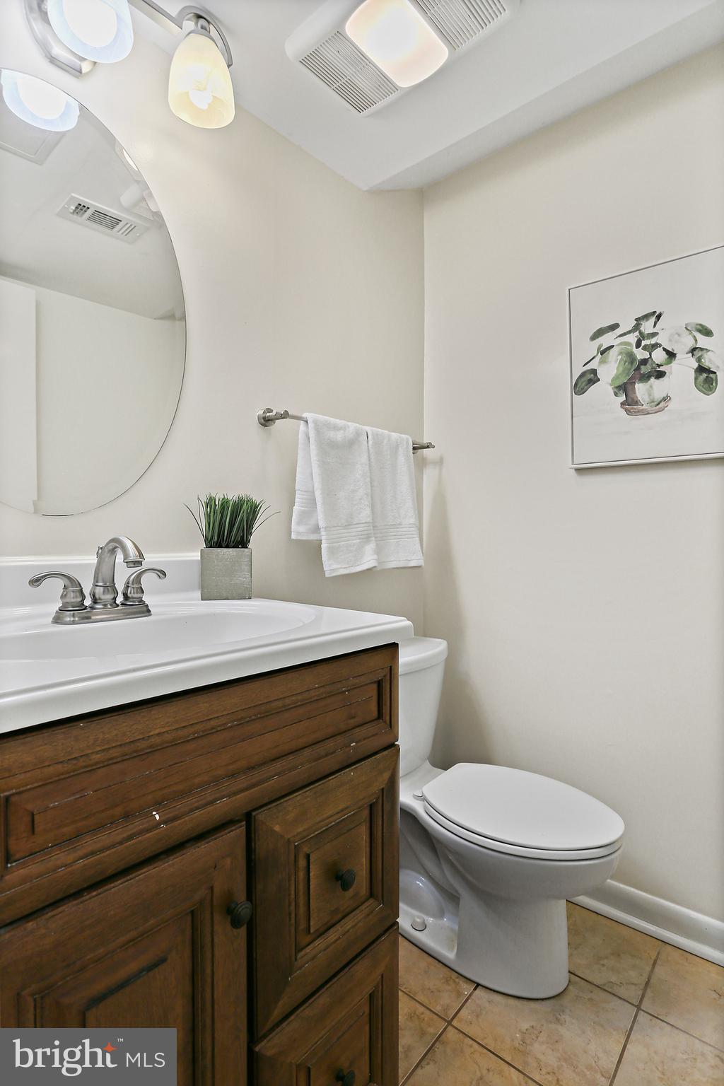 SHERWOOD FOREST MANOR - Residential