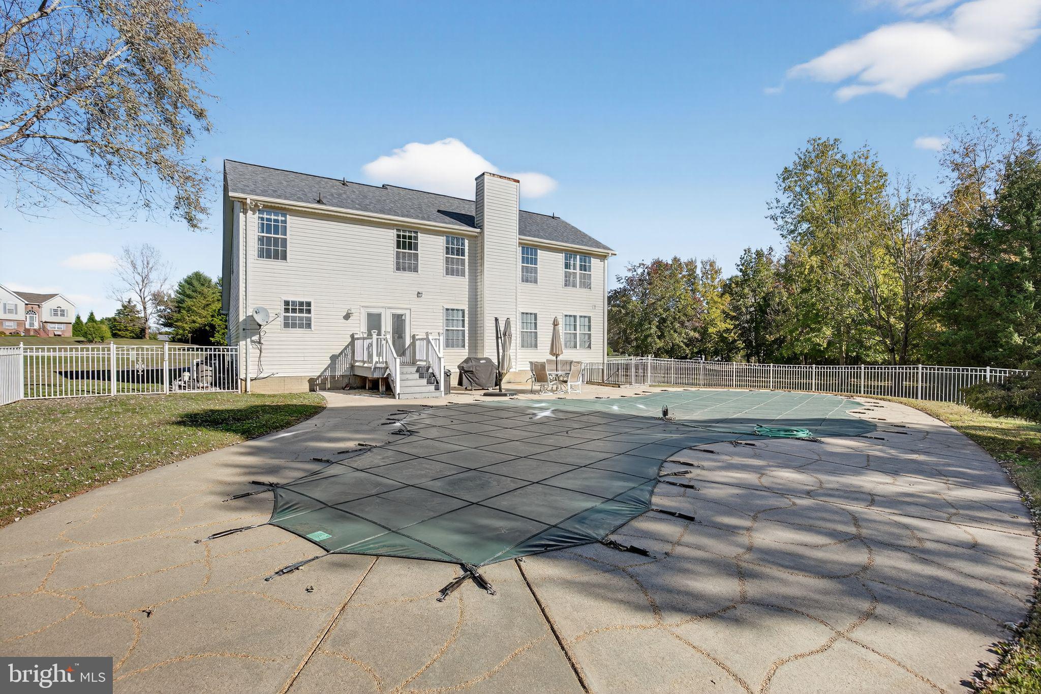 38862 HIDDEN POND COURT