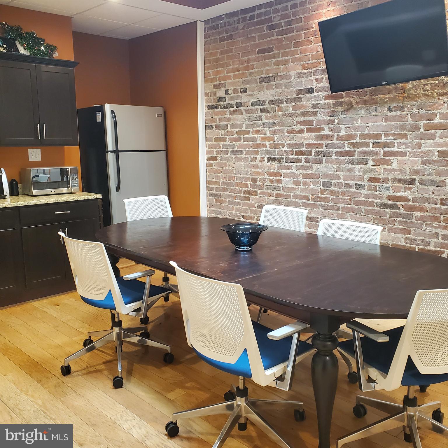 NONE AVAILABLE - Commercial Lease