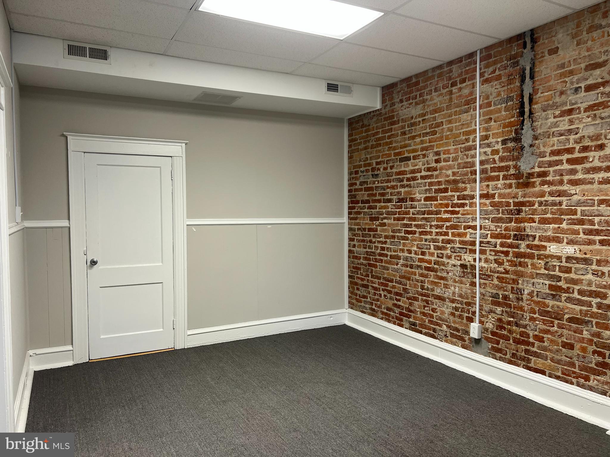 NONE AVAILABLE - Commercial Lease