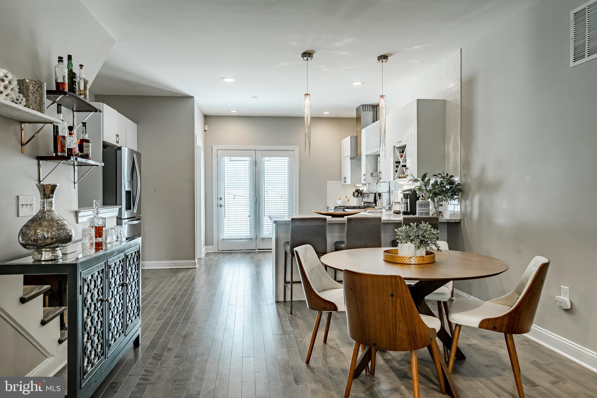 OLDE KENSINGTON - Residential